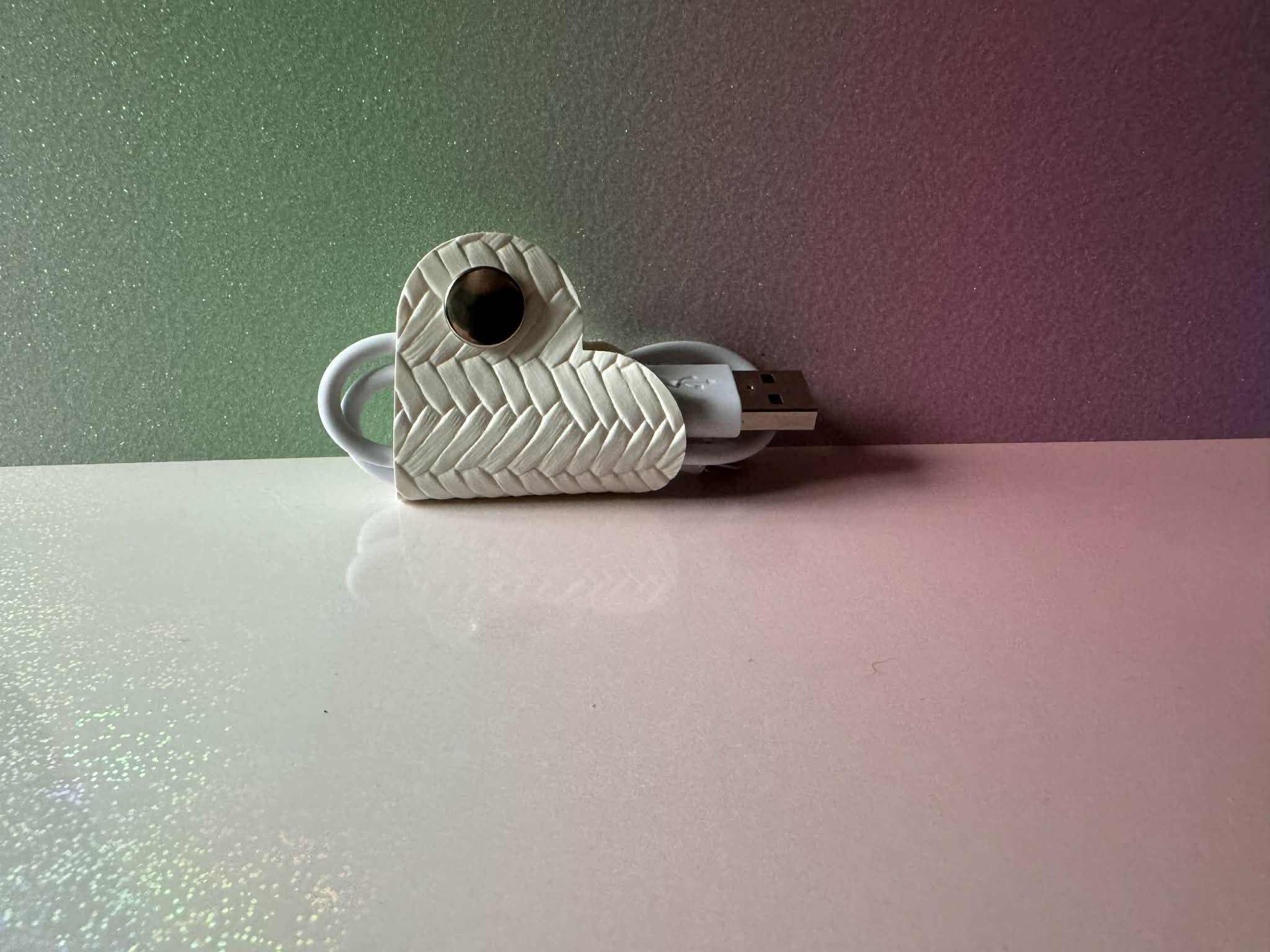 Heart Cable Holder